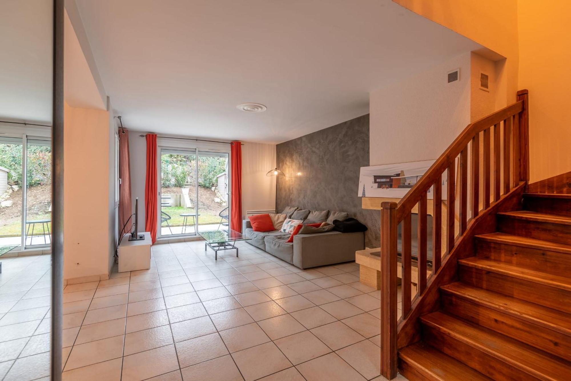 Villa Alpiloc - Town House With Garden And Winter Lounge Annecy Exterior foto